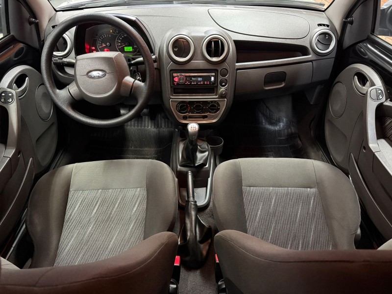 KA 1.0 MPI CLASS 8V FLEX 2P MANUAL - 2011 - BENTO GONçALVES