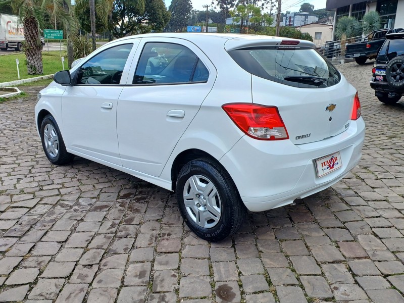 ONIX 1.0 MPFI LT 8V FLEX 4P MANUAL - 2015 - FLORES DA CUNHA