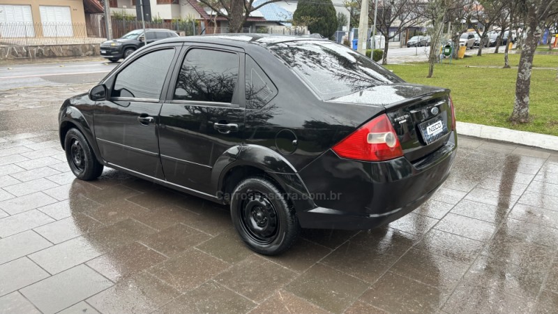 FIESTA 1.6 MPI 8V GASOLINA 4P MANUAL - 2006 - BENTO GONçALVES