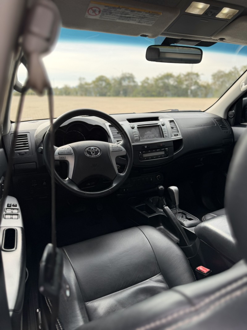 HILUX 3.0 SRV 4X4 CD 16V TURBO INTERCOOLER DIESEL 4P AUTOMÁTICO - 2014 - ANTôNIO PRADO
