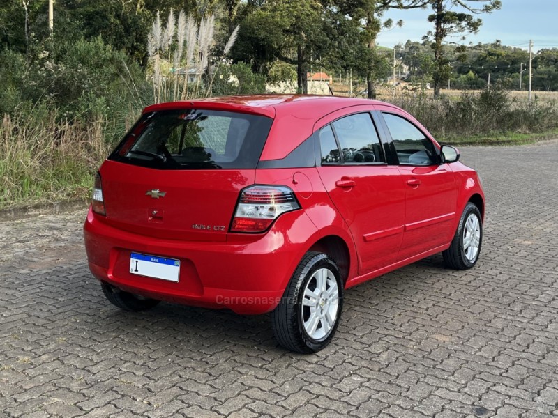AGILE 1.4 MPFI LTZ 8V FLEX 4P MANUAL - 2013 - NOVA BASSANO