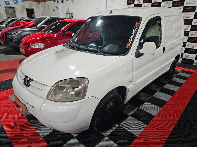 PARTNER 1.6 FURGÃO 800KG 16V FLEX 3P MANUAL - 2011 - CAXIAS DO SUL