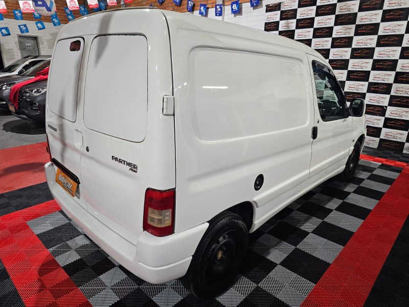 PARTNER 1.6 FURGÃO 800KG 16V FLEX 3P MANUAL - 2011 - CAXIAS DO SUL