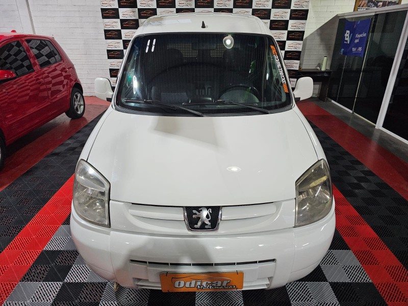 PARTNER 1.6 FURGÃO 800KG 16V FLEX 3P MANUAL - 2011 - CAXIAS DO SUL
