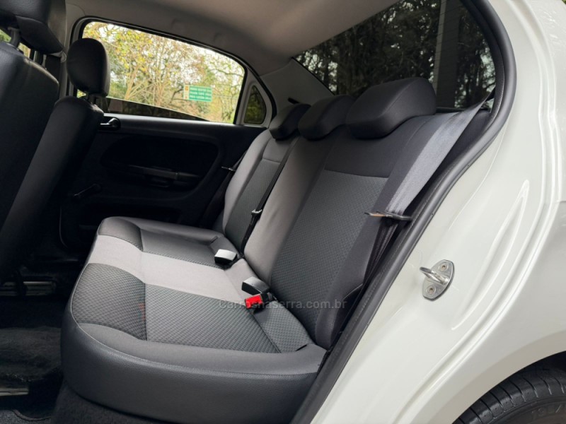 VOYAGE 1.0 12V MPI TOTALFLEX TRENDLINE 4P MANUAL - 2023 - DOIS IRMãOS