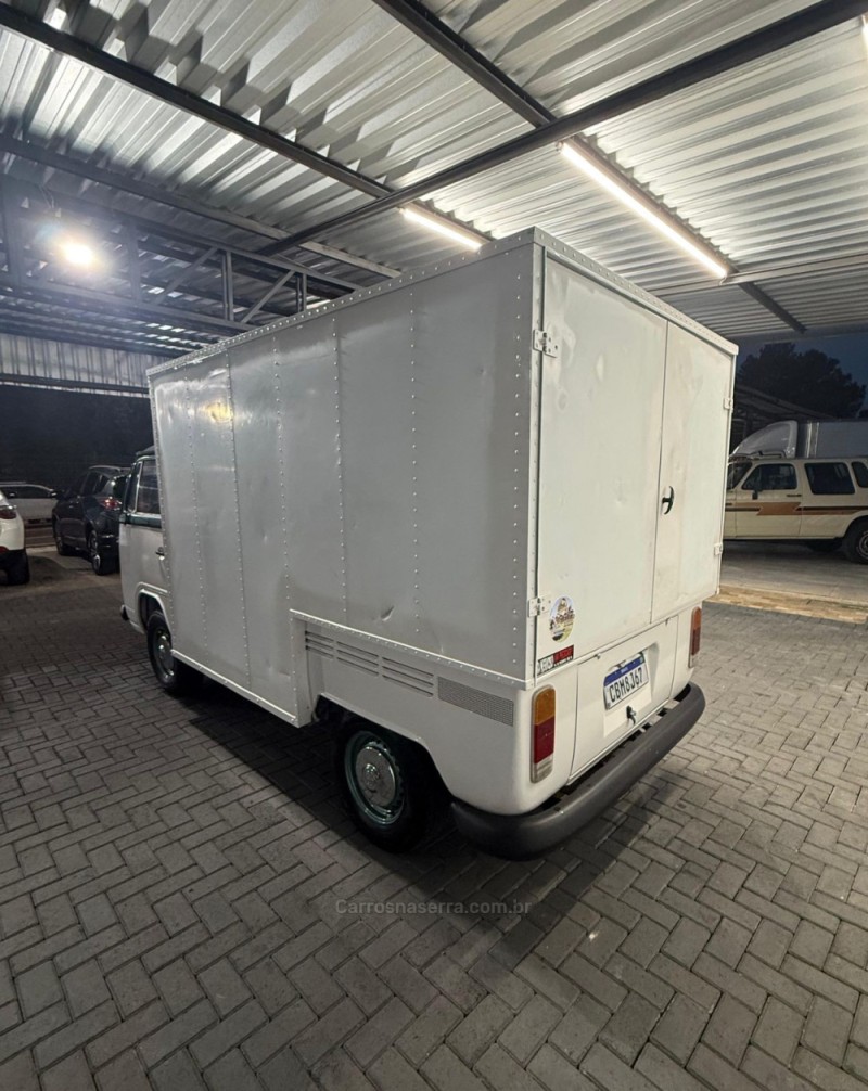 KOMBI 1.6 FURGÃO 8V GASOLINA 3P MANUAL - 1996 - CAXIAS DO SUL