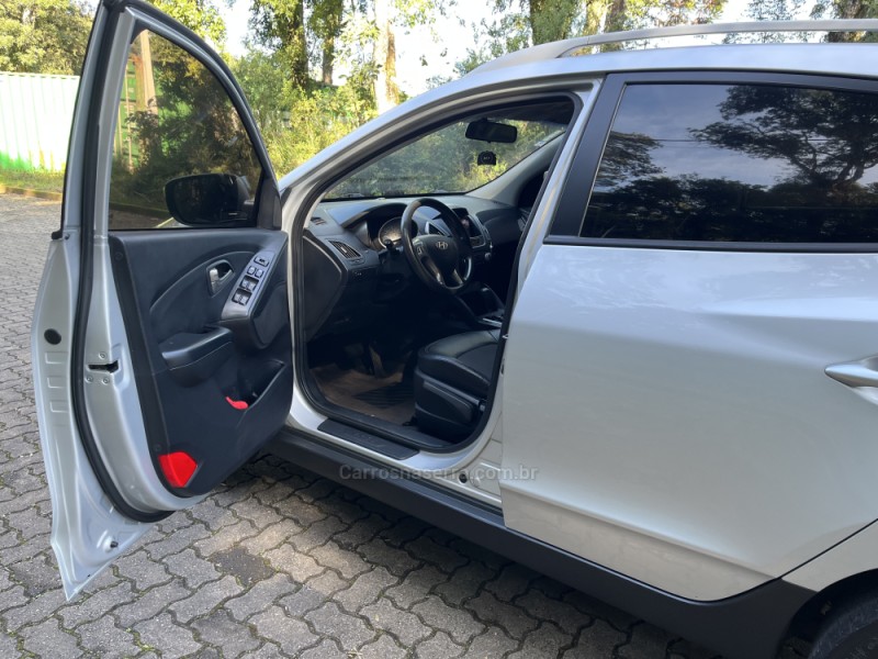 IX35 2.0 MPI 4X2 16V GASOLINA 4P AUTOMÁTICO - 2011 - NOVA BASSANO