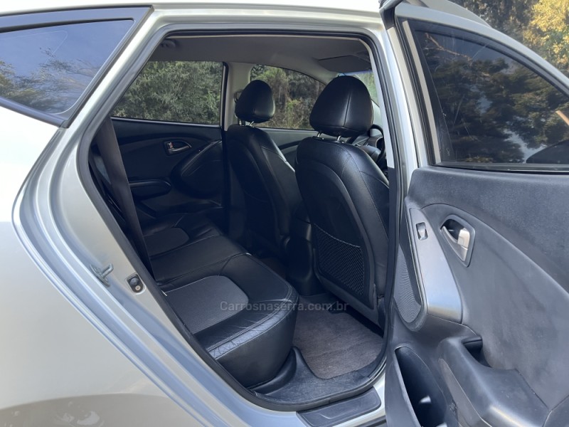 IX35 2.0 MPI 4X2 16V GASOLINA 4P AUTOMÁTICO - 2011 - NOVA BASSANO