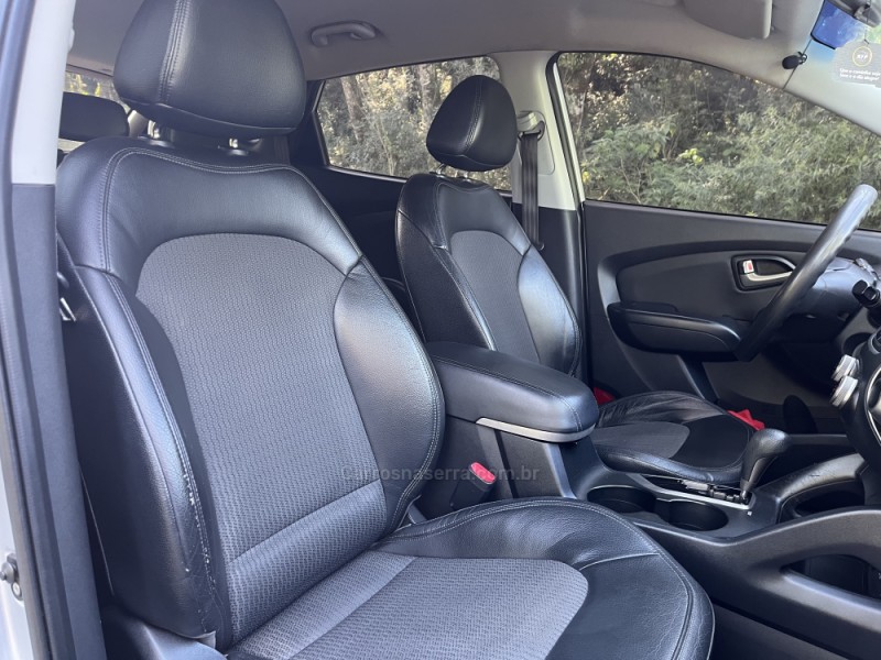 IX35 2.0 MPI 4X2 16V GASOLINA 4P AUTOMÁTICO - 2011 - NOVA BASSANO
