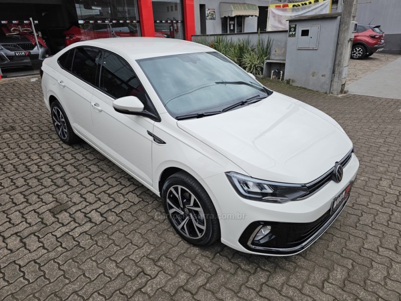 VIRTUS 1.0 200 TSI HIGHLINE AUTOMÁTICO - 2024 - NOVO HAMBURGO