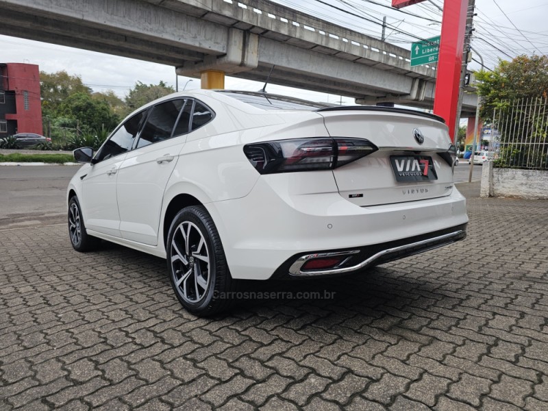 VIRTUS 1.0 200 TSI HIGHLINE AUTOMÁTICO - 2024 - NOVO HAMBURGO