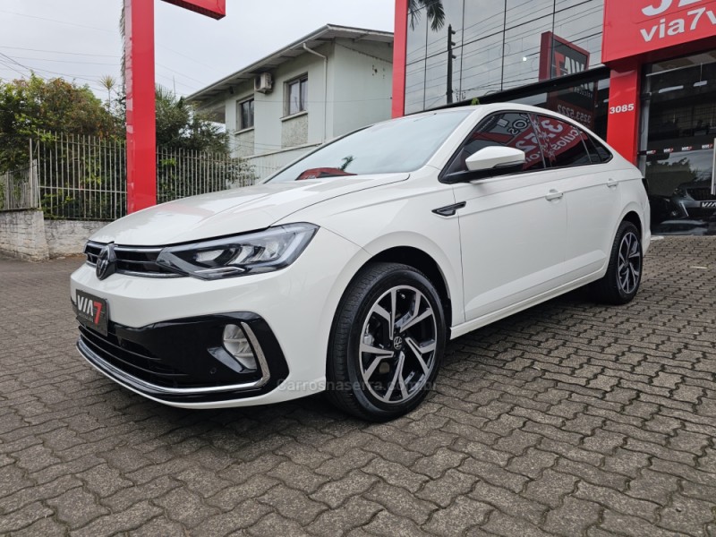 VIRTUS 1.0 200 TSI HIGHLINE AUTOMÁTICO - 2024 - NOVO HAMBURGO