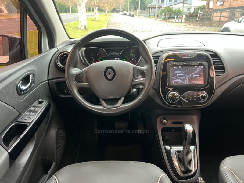 CAPTUR 1.6 16V FLEX INTENSE AUTOMÁTICO - 2019 - DOIS IRMãOS