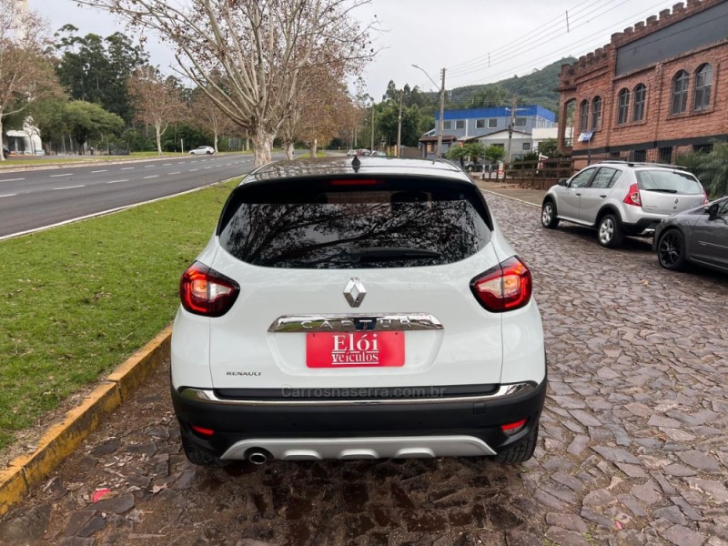 CAPTUR 1.6 16V FLEX INTENSE AUTOMÁTICO - 2019 - DOIS IRMãOS