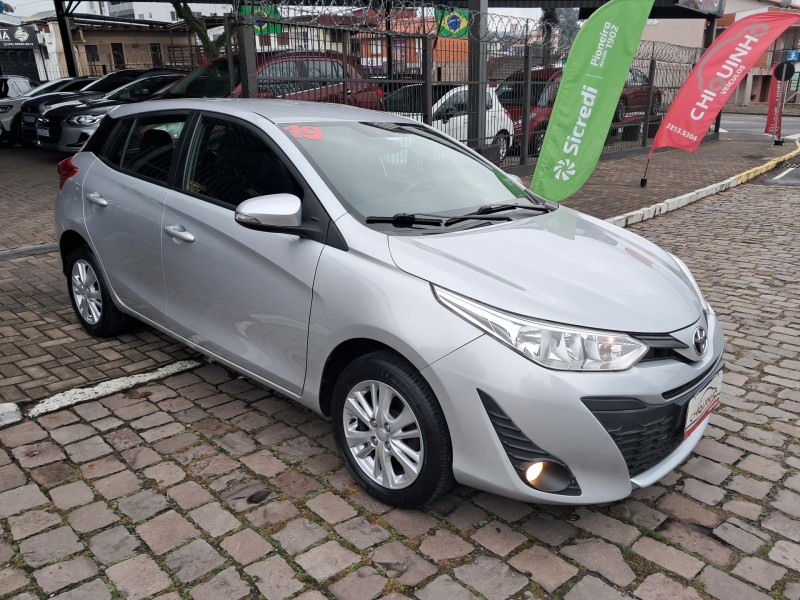 YARIS 1.3 16V FLEX XL PLUS TECH MULTIDRIVE17 - 2019 - CAXIAS DO SUL