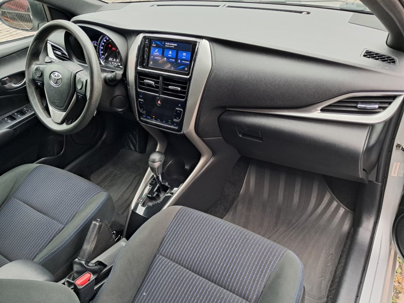 YARIS 1.3 16V FLEX XL PLUS TECH MULTIDRIVE17 - 2019 - CAXIAS DO SUL
