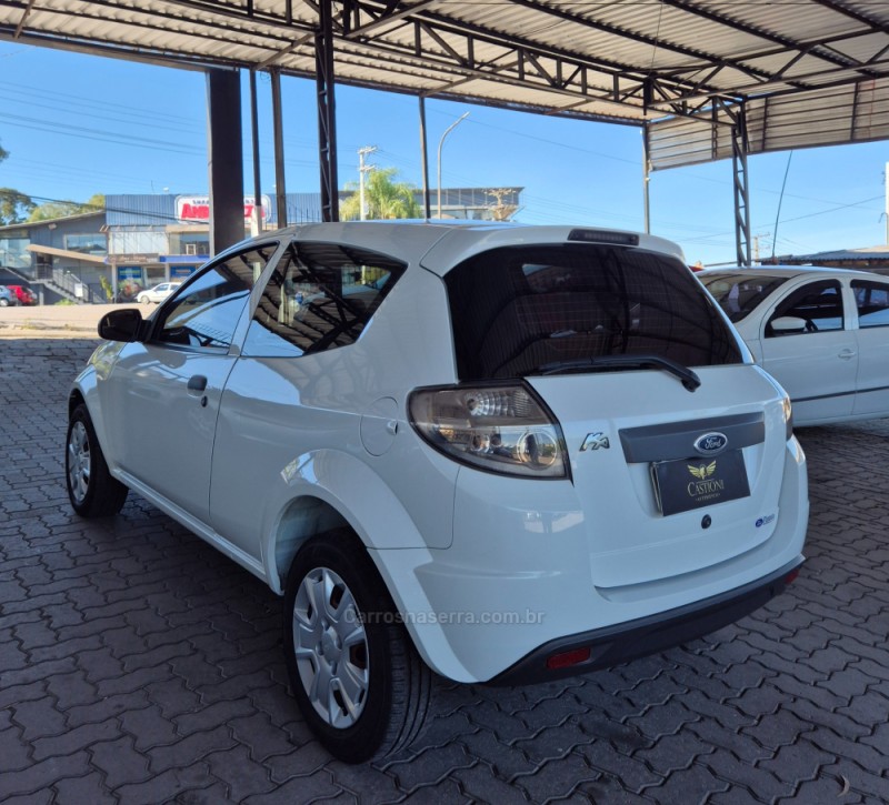 KA 1.0 I ZETEC ROCAM 32V GASOLINA 2P MANUAL - 2013 - CAXIAS DO SUL