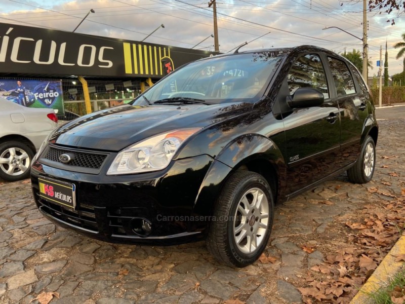 FIESTA 1.6 MPI CLASS HATCH 8V FLEX 4P MANUAL - 2010 - DOIS IRMãOS