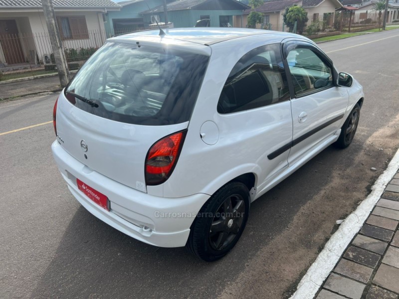 CELTA 1.0 MPFI 8V GASOLINA 2P MANUAL - 2001 - ESTâNCIA VELHA