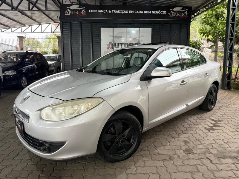fluence 2.0 dynamique 16v flex 4p automatico 2011 caxias do sul