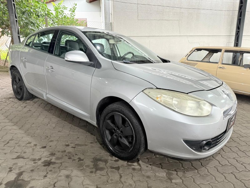 FLUENCE 2.0 DYNAMIQUE 16V FLEX 4P AUTOMÁTICO - 2011 - CAXIAS DO SUL