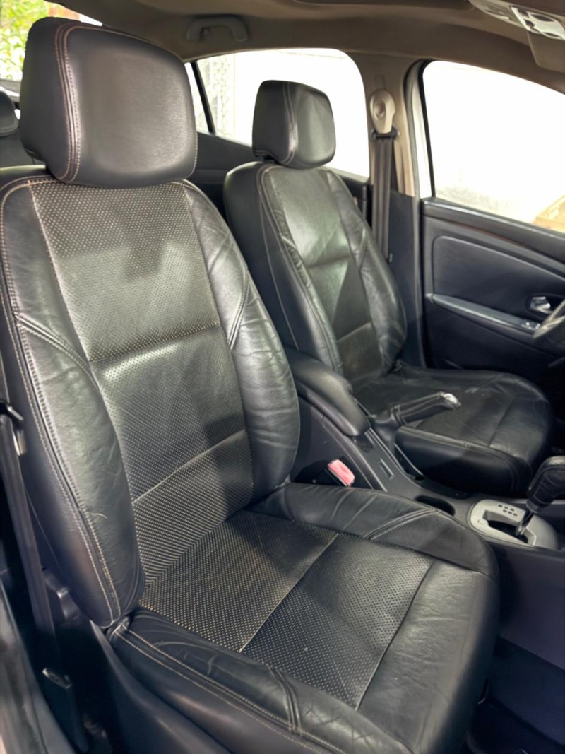 FLUENCE 2.0 DYNAMIQUE 16V FLEX 4P AUTOMÁTICO - 2011 - CAXIAS DO SUL