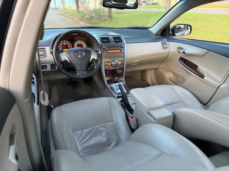 COROLLA 2.0 ALTIS PREMIUM 16V FLEX 4P AUTOMÁTICO - 2013 - CASCA