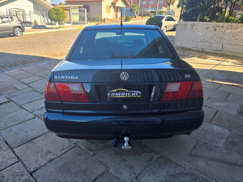 SANTANA 2.0 MI 8V GASOLINA 4P MANUAL - 2001 - FARROUPILHA