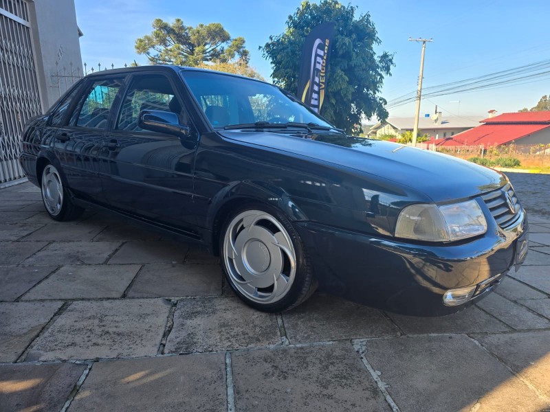 SANTANA 2.0 MI 8V GASOLINA 4P MANUAL - 2001 - FARROUPILHA