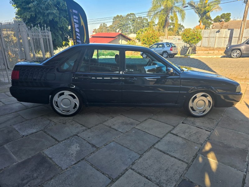 SANTANA 2.0 MI 8V GASOLINA 4P MANUAL - 2001 - FARROUPILHA