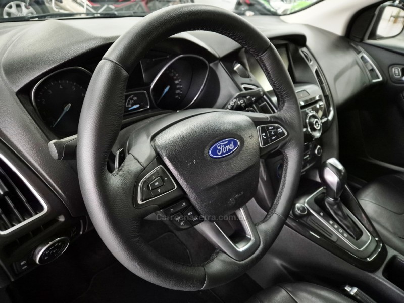FOCUS 2.0 TITANIUM HATCH 16V FLEX 4P AUTOMÁTICO - 2016 - CAXIAS DO SUL