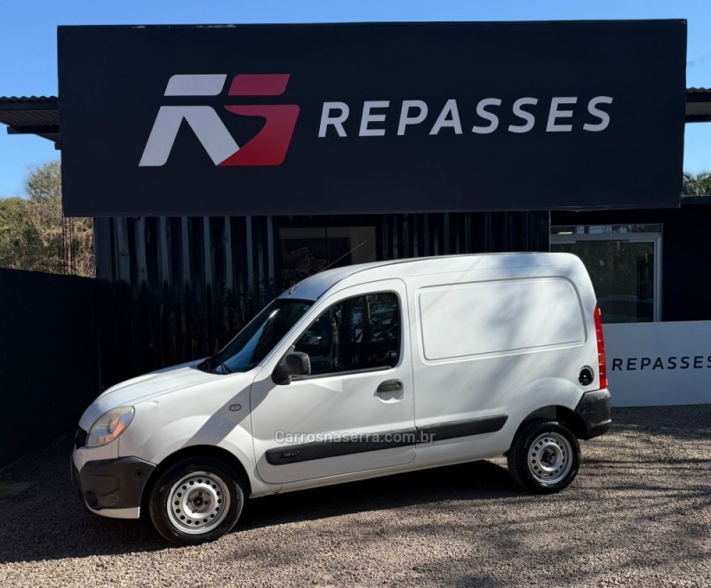 KANGOO 1.6 EXPRESSION 16V FLEX 4P MANUAL - 2016 - PORTãO