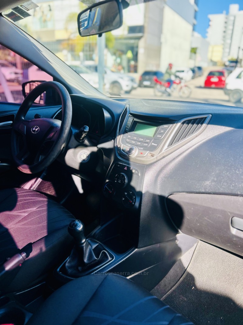 HB20 1.0 COMFORT PLUS 12V FLEX 4P MANUAL - 2013 - CAXIAS DO SUL