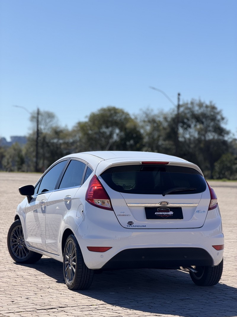FIESTA 1.6 TITANIUM HATCH 16V FLEX 4P AUTOMÁTICO - 2015 - ANTôNIO PRADO