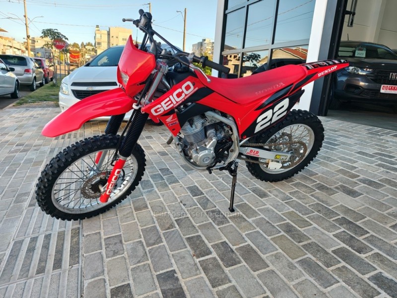 crf 250f  2023 guapore