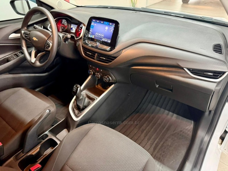 ONIX 1.0 LT PLUS 12V TURBO 4P FLEX MANUAL - 2024 - CAXIAS DO SUL