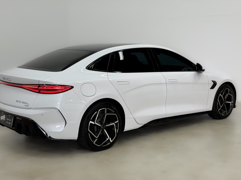 SEAL AWD ELÉTRICO 4P AUTOMÁTICO - 2024 - CAXIAS DO SUL