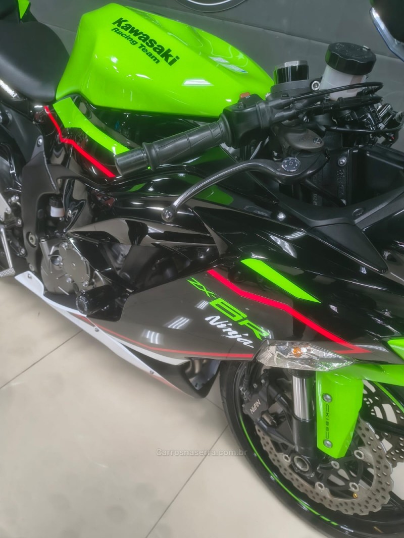 NINJA ZX-6R 636  - 2022 - CAXIAS DO SUL