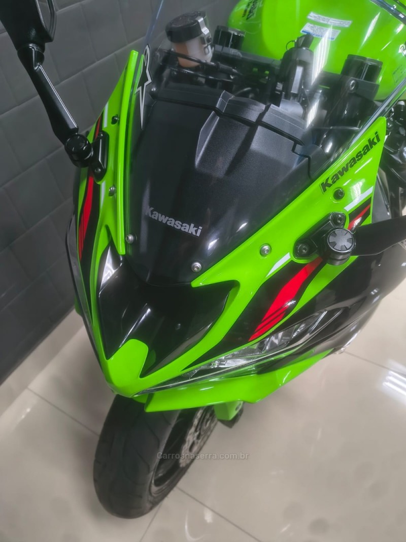 NINJA ZX-6R 636  - 2022 - CAXIAS DO SUL