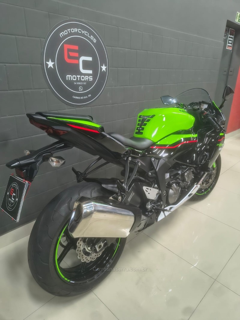 NINJA ZX-6R 636  - 2022 - CAXIAS DO SUL