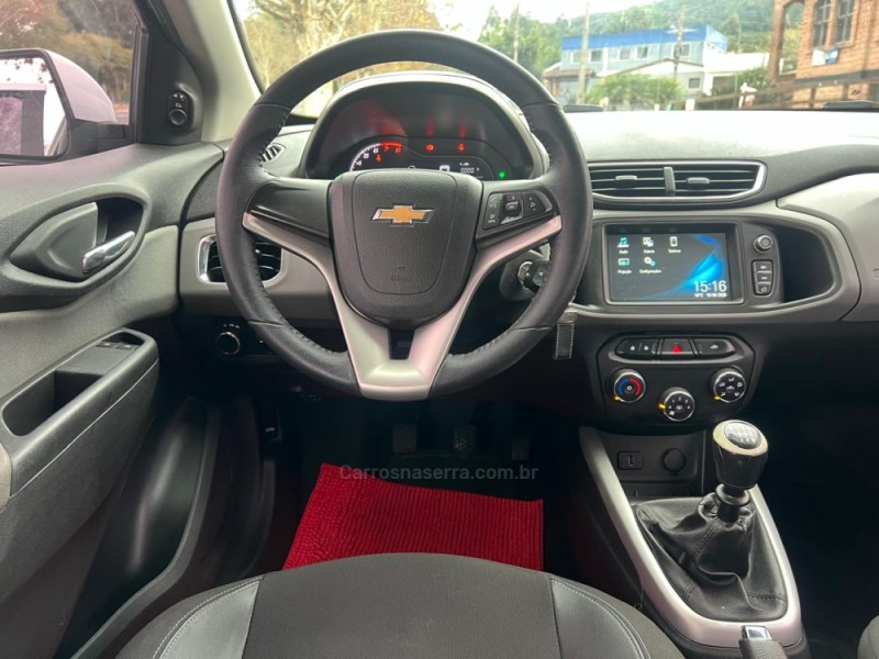 ONIX 1.4 MPFI LT 8V FLEX 4P MANUAL - 2019 - DOIS IRMãOS