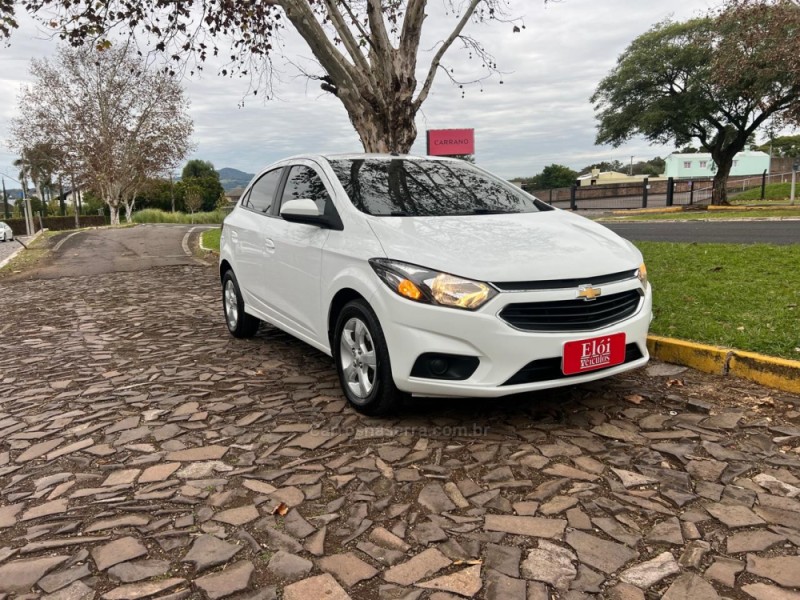 ONIX 1.4 MPFI LT 8V FLEX 4P MANUAL - 2019 - DOIS IRMãOS