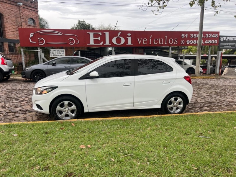 ONIX 1.4 MPFI LT 8V FLEX 4P MANUAL - 2019 - DOIS IRMãOS