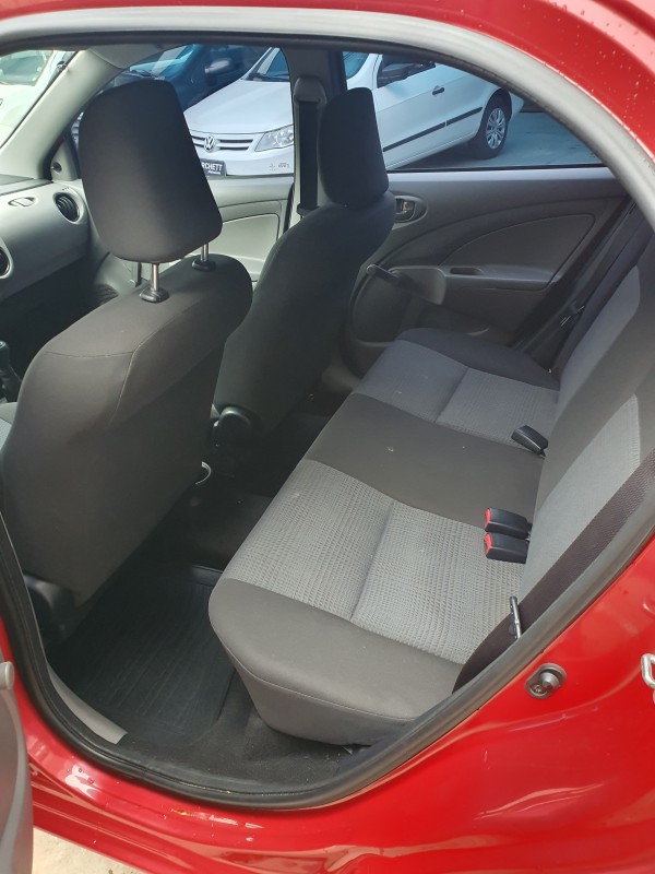 ETIOS 1.3 X 16V FLEX 4P MANUAL - 2013 - CAXIAS DO SUL