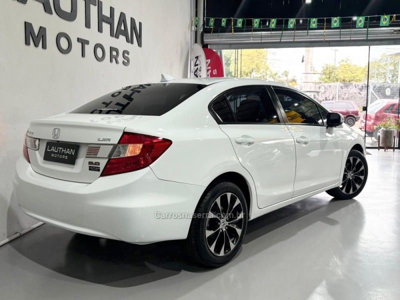 CIVIC 2.0 LXR 16V FLEX 4P AUTOMÁTICO - 2016 - NOVO HAMBURGO