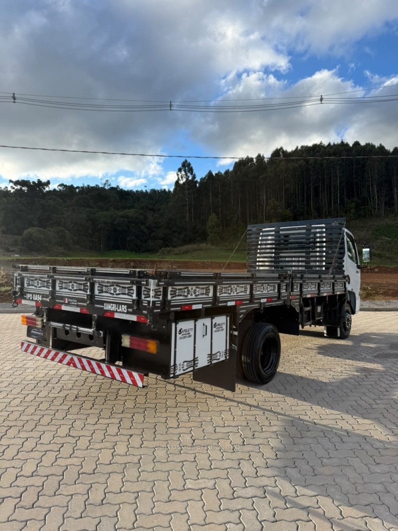 ACCELO 915 C - 2009 - SãO MARCOS