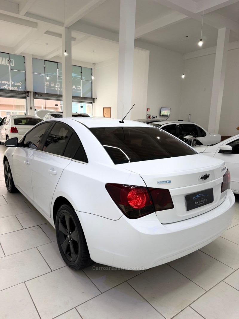CRUZE 1.8 LT 16V FLEX 4P AUTOMÁTICO - 2014 - CAXIAS DO SUL