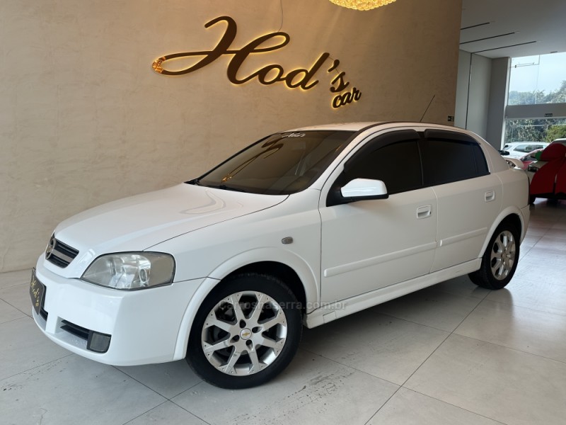ASTRA 2.0 MPFI ADVANTAGE 8V FLEX 4P MANUAL - 2011 - CANELA