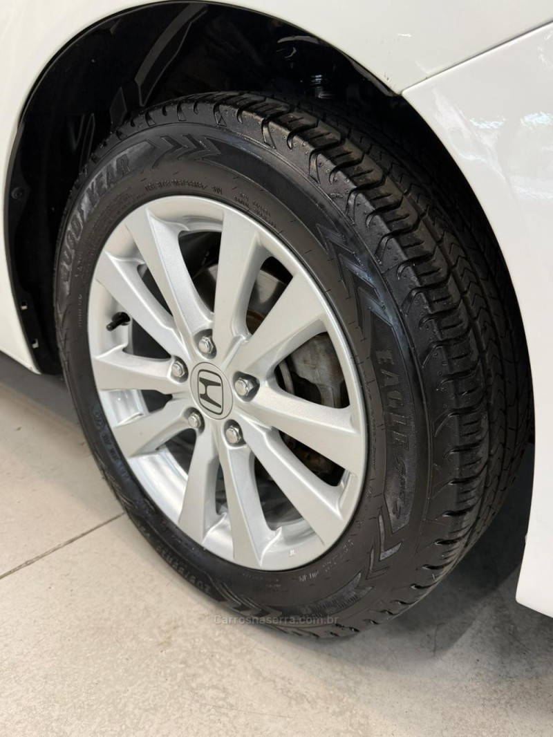 CIVIC 1.8 LXS 16V FLEX 4P MANUAL - 2014 - CAXIAS DO SUL