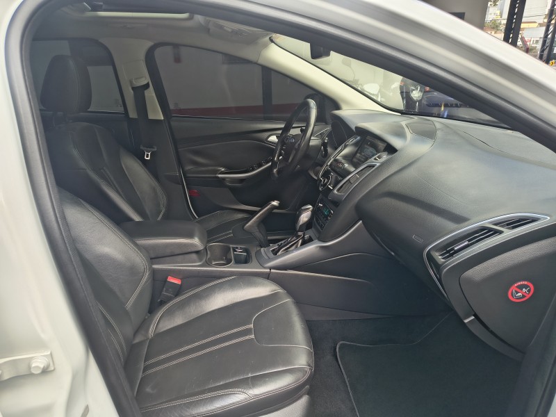 FOCUS 2.0 TITANIUM PLUS HATCH 16V FLEX 4P AUTO - 2015 - CAXIAS DO SUL